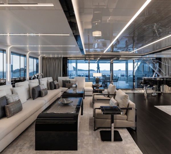 Bridge deck salon view aft