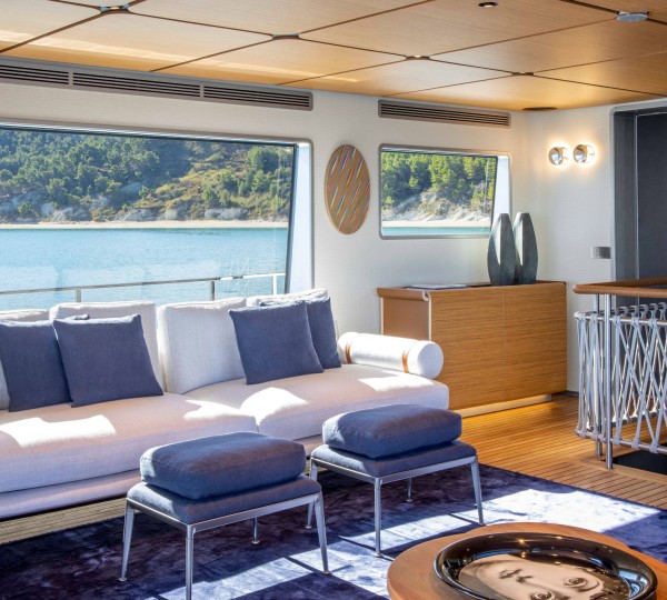 Skylounge views to port