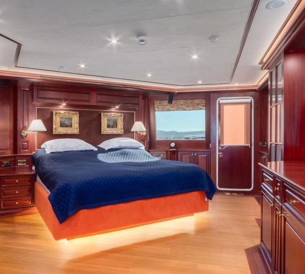  Owners apartment cabin