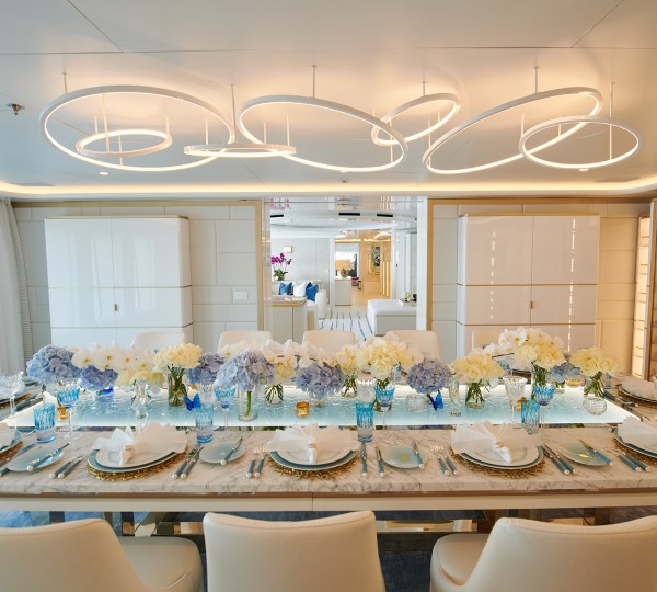 Main salon dining room