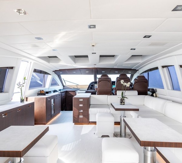 Main Salon Alternative View