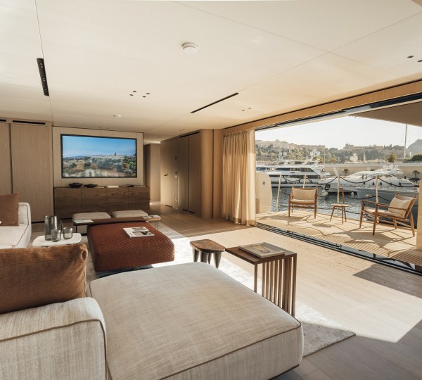 Main Salon With Fold Out Terrace