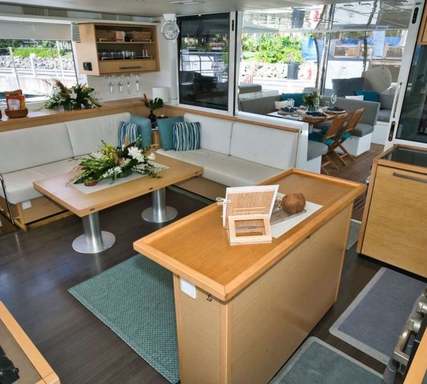 Sailing Catamaran AZULIA II Main Salon