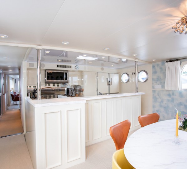 Open Galley And Dining