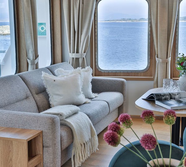 Comfortable Lounge Seating