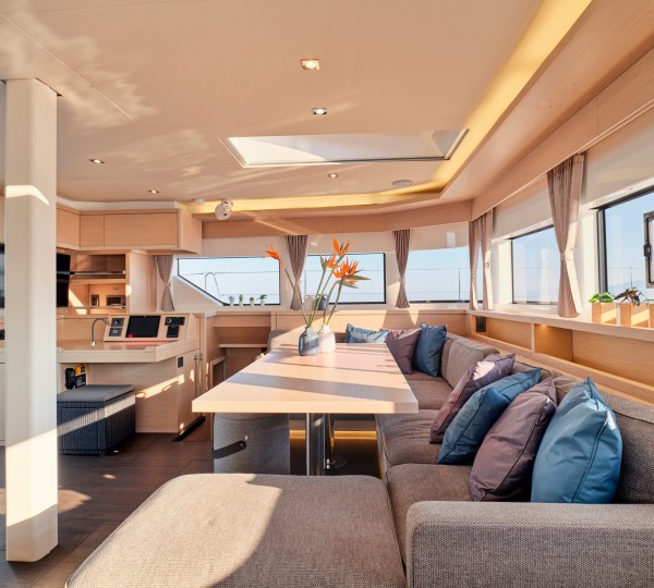 Main Salon And Dining