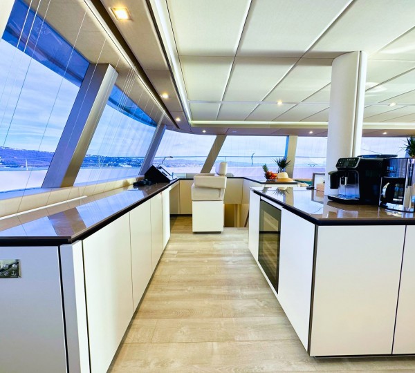 Main Salon Forward Area