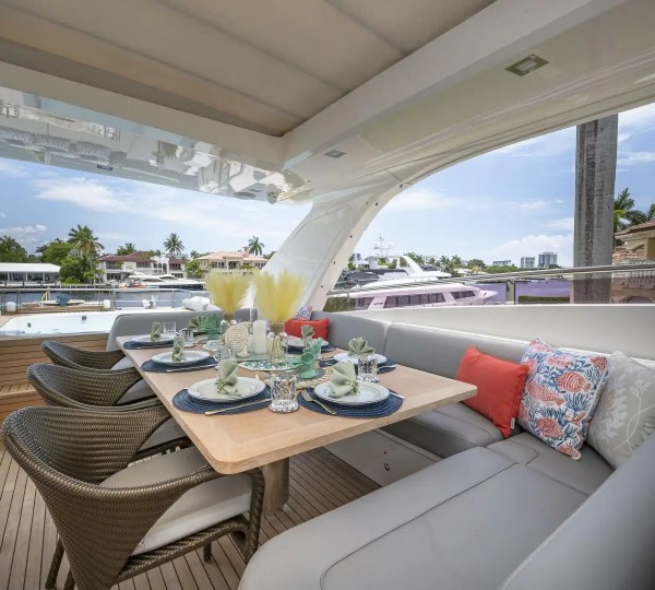 Sun Deck Dining