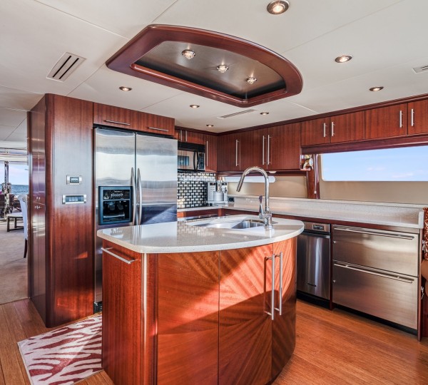 Dine In Galley View Aft