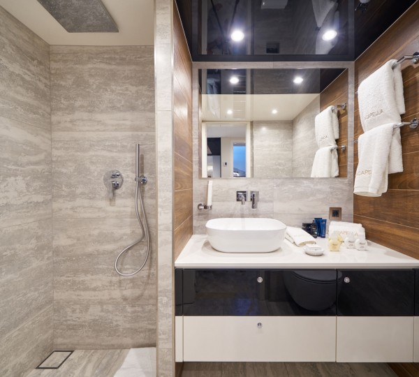 ACAPELLA Triple Cabin Ensuite