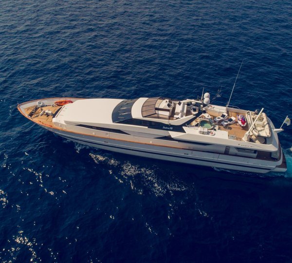 36m ANDREA - Main Shot