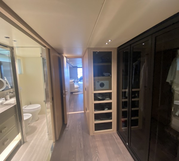 Main deck master ensuite and WIR