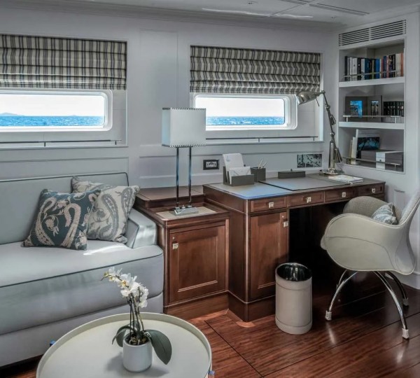 Owners suite lounge and study