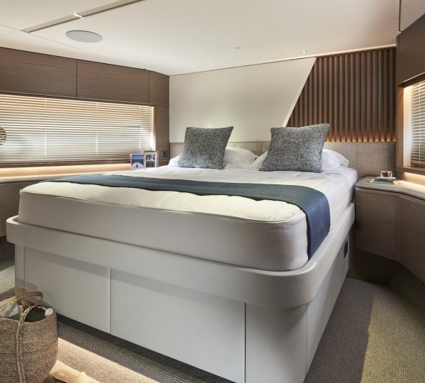 Forward VIP guest cabin
