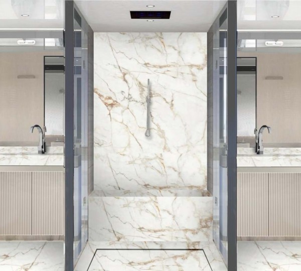 Master suite shower room en suite