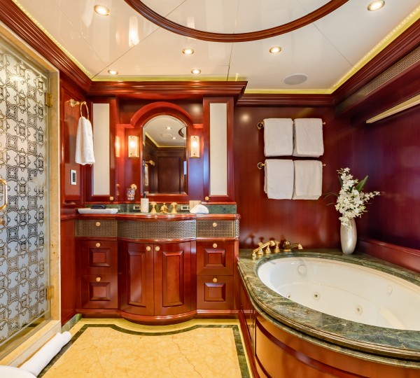 Owners bathroom