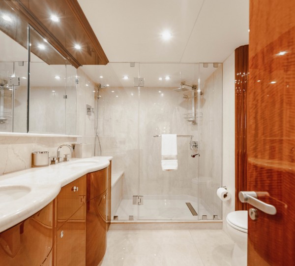 Light and spacious master bathroom