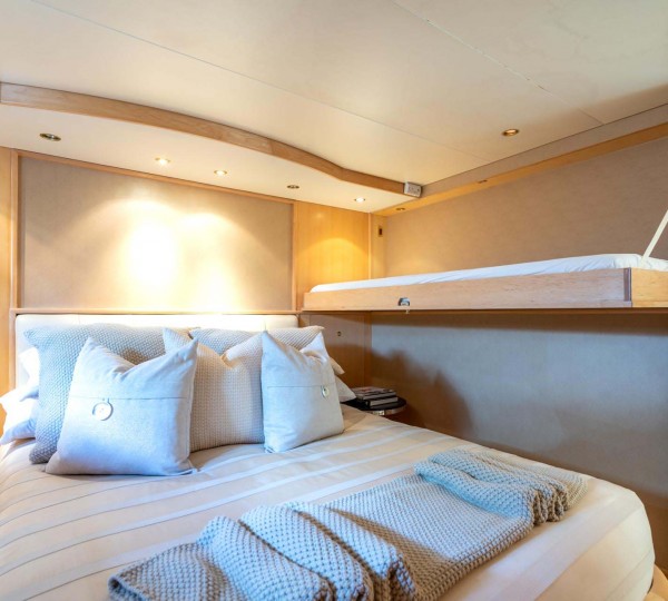 Double suite with pullman bunk