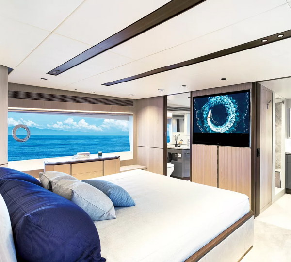 Main Deck Master With Dual Ensuite