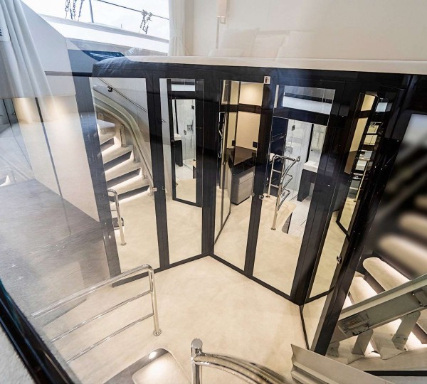  Master Dressing Room