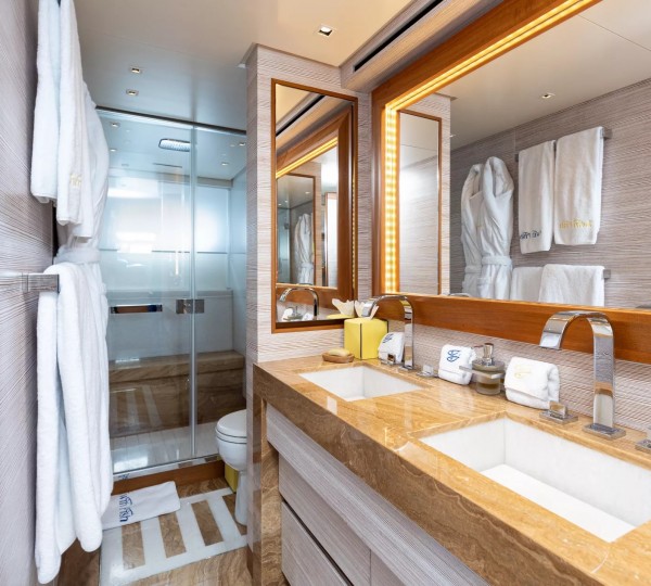 Master Ensuite Bathroom