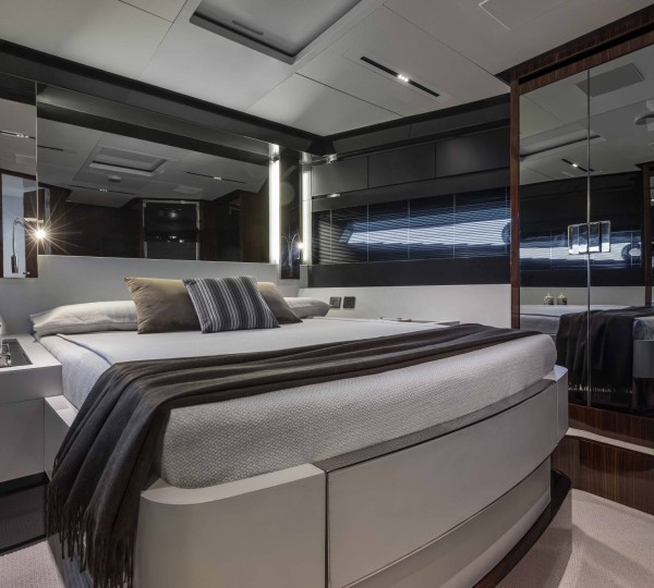 VIP Suite (sistership)