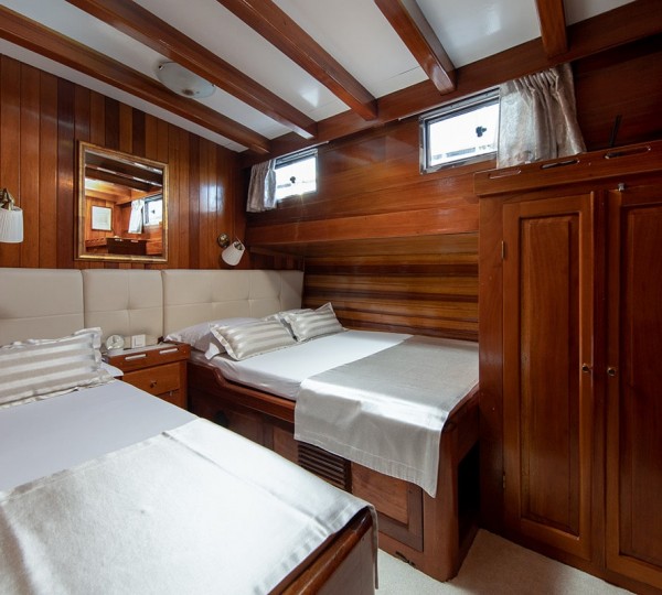 ANDI STAR Twin Cabin