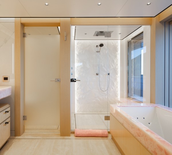 Owner's Deck Ensuite