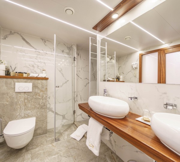 SON DE MAR - Ensuite Bathroom