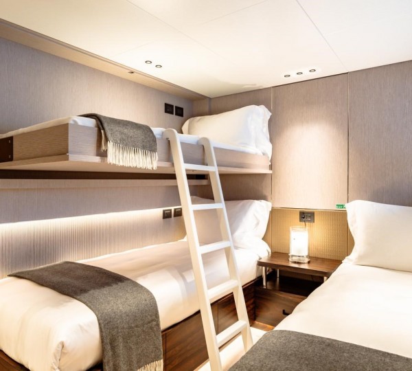 Twin Suite With Pullman