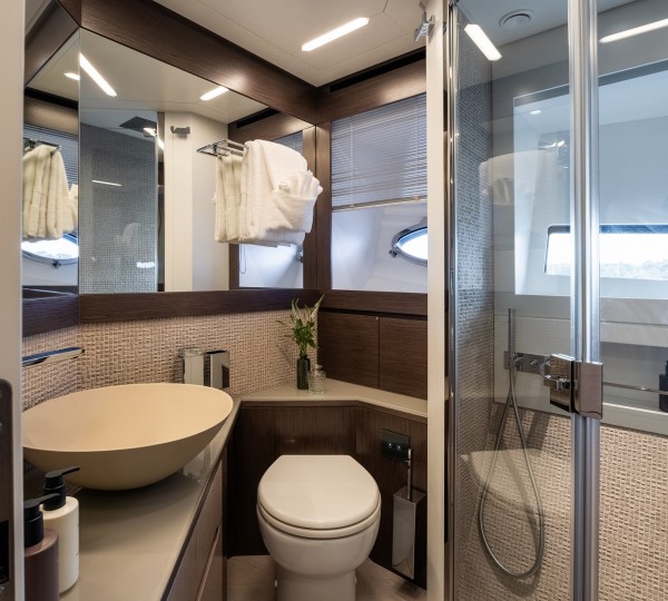 Jack And Jill Bathroom For Twin Suites