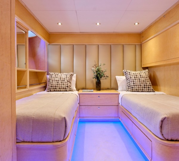 Twin Cabin With Pullman Bunk