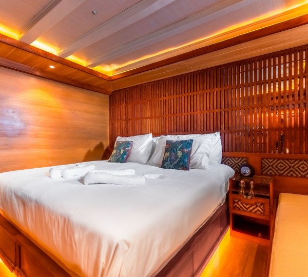 Lower Deck Double Suite