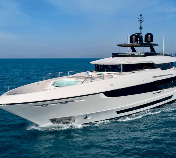 43m mangusta overmarine motor yacht