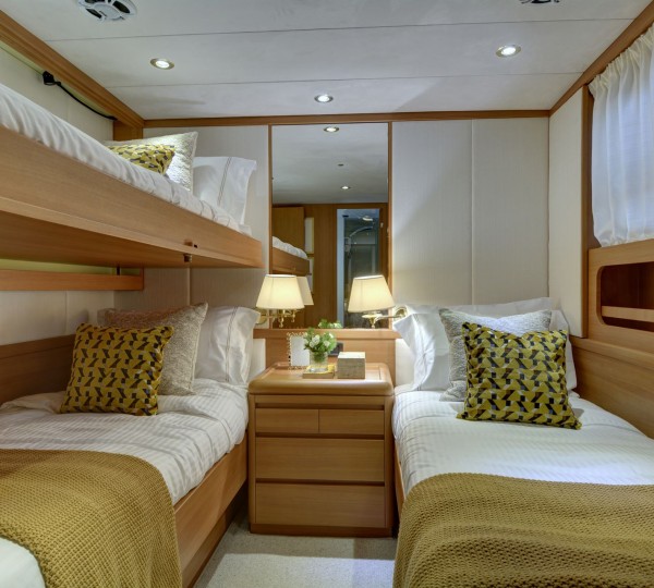 Twin cabin with Pullman berth