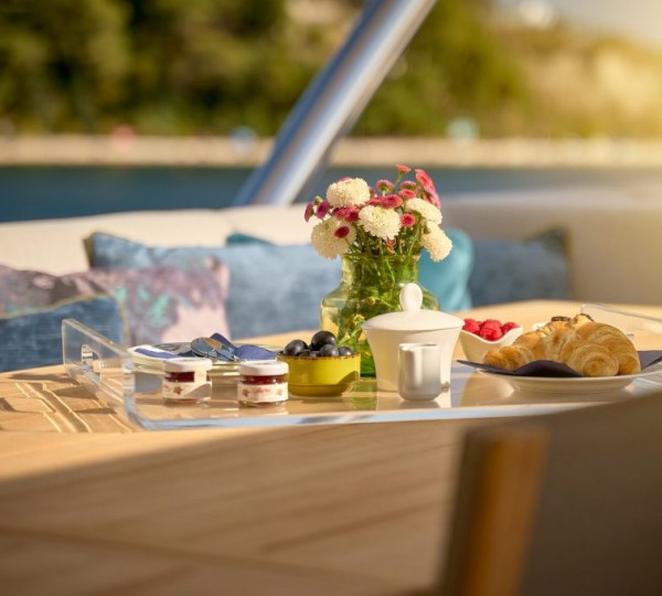 Breakfast served on board