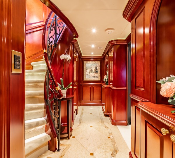 Grand central staircase