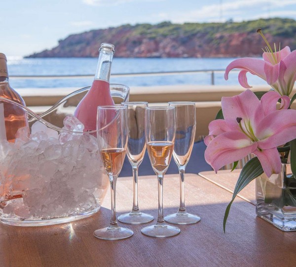 Elegantly Served Drinks