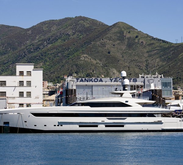 50m Tankoa Yacht At The Yard Launched