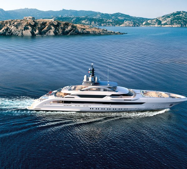 70m Heesen Yacht