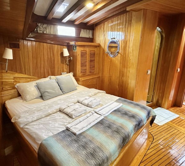 Guest cabin