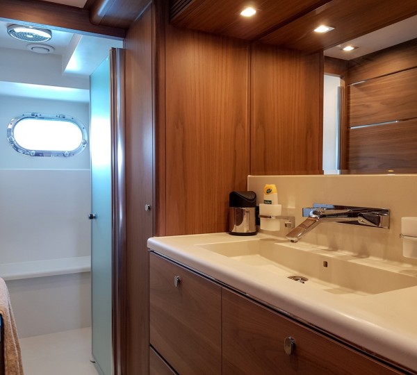 AFINA Interior - Ensuite