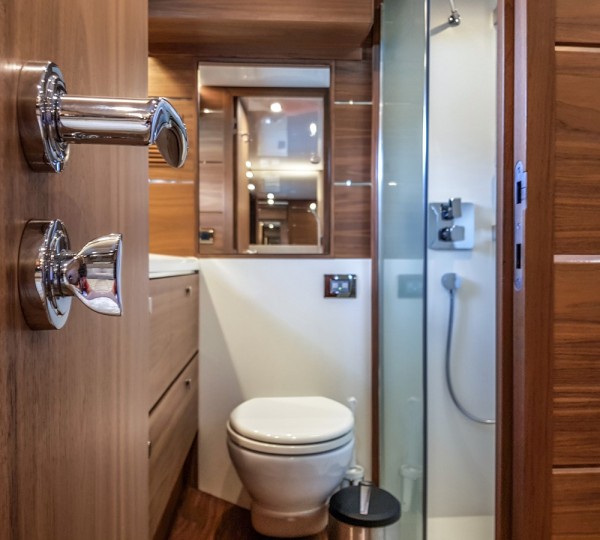 AFINA Interior - Ensuite