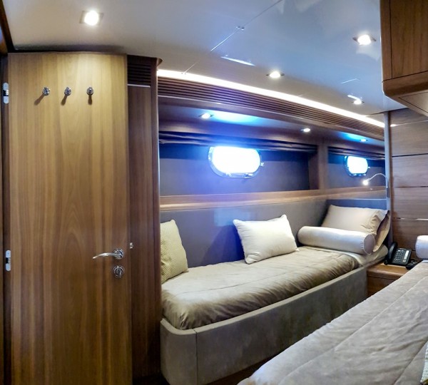 AFINA Interior - Twin Cabin