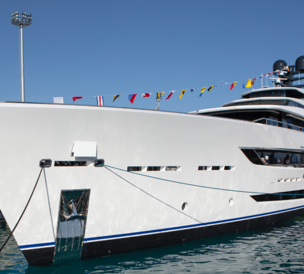 AL WAAB II Yacht On Water