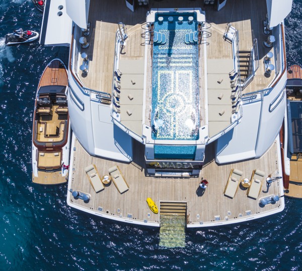 AMADEA - Aerial Aft Decks