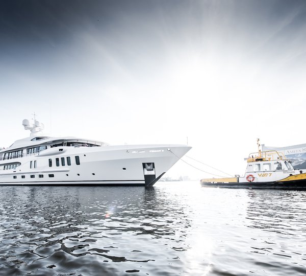 AMELS 220 Superyacht AURORA BOREALIS Launch