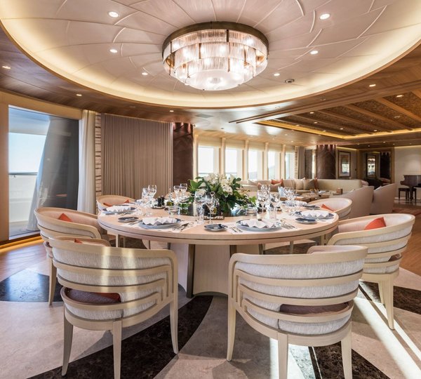 AMELS 272 Limited Edition - The Dining Room