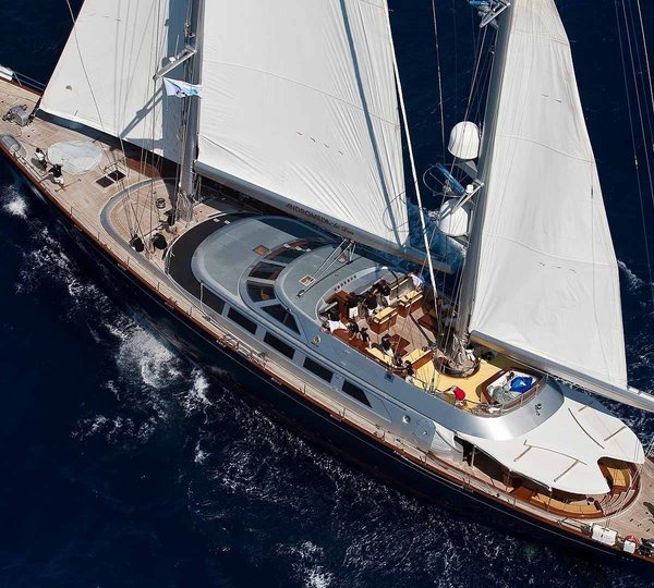 ANDROMEDA LA DEA Aerial