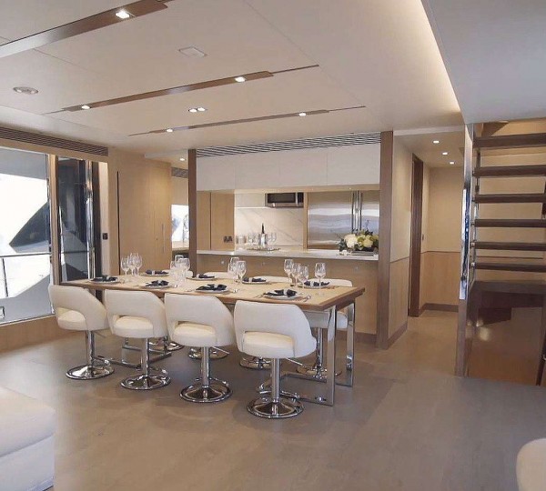 AQUA LIFE Interior - Dining Area